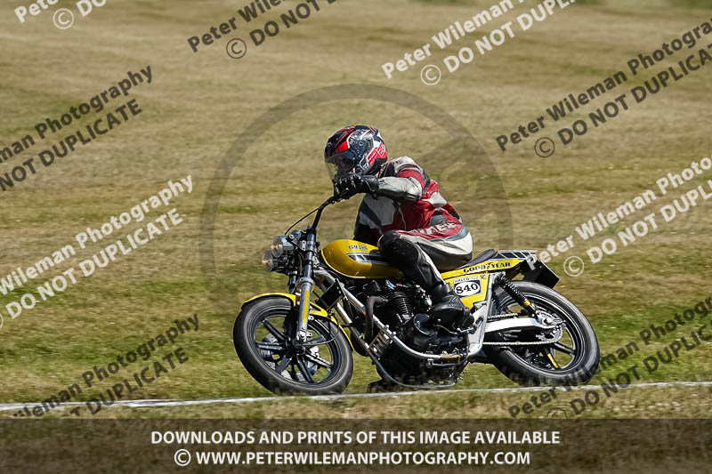 cadwell park;cadwell park photographs;cadwell trackday photographs;enduro digital images;event digital images;eventdigitalimages;peter wileman photography;racing digital images;trackday digital images;trackday photos